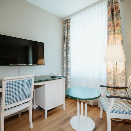 Parkhotel Schwert - Self-check-in 3* ويسن