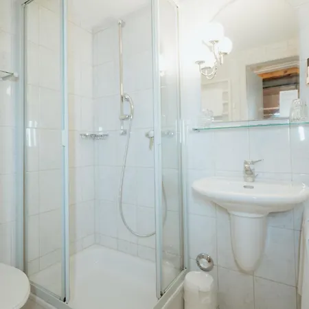 Parkhotel Schwert - Self-check-in 3* ويسن