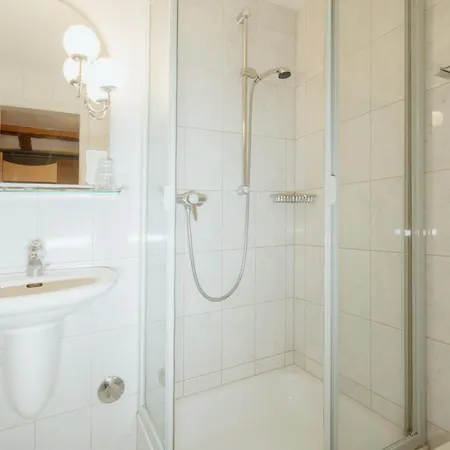 فندق Parkhotel Schwert - Self-check-in ويسن