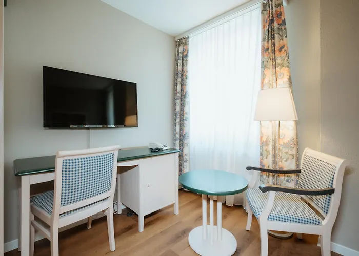 Parkhotel Schwert - Self-check-in 3* Weesen