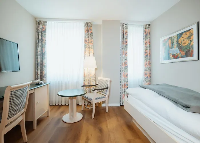 Hotel Parkhotel Schwert - Self-check-in Weesen