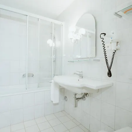酒店 Parkhotel Schwert - Self-check-in 韦森