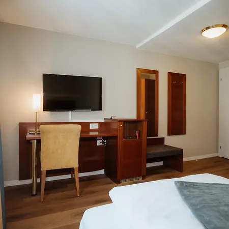 Parkhotel Schwert - Self-check-in 酒店